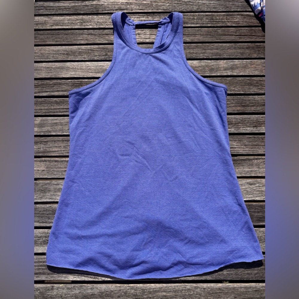 EUC Manduka women's Yoga Flow Top